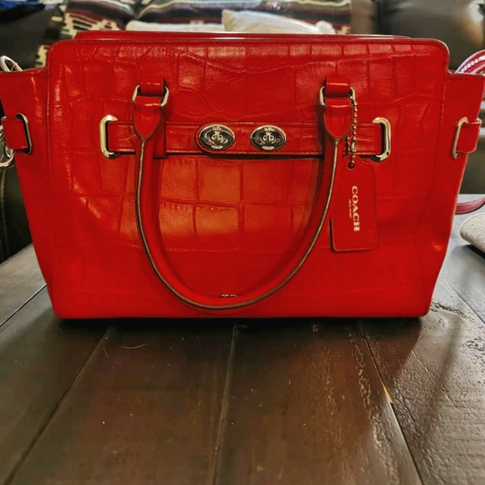 Blake Caryall Croc Embossed Leather-25